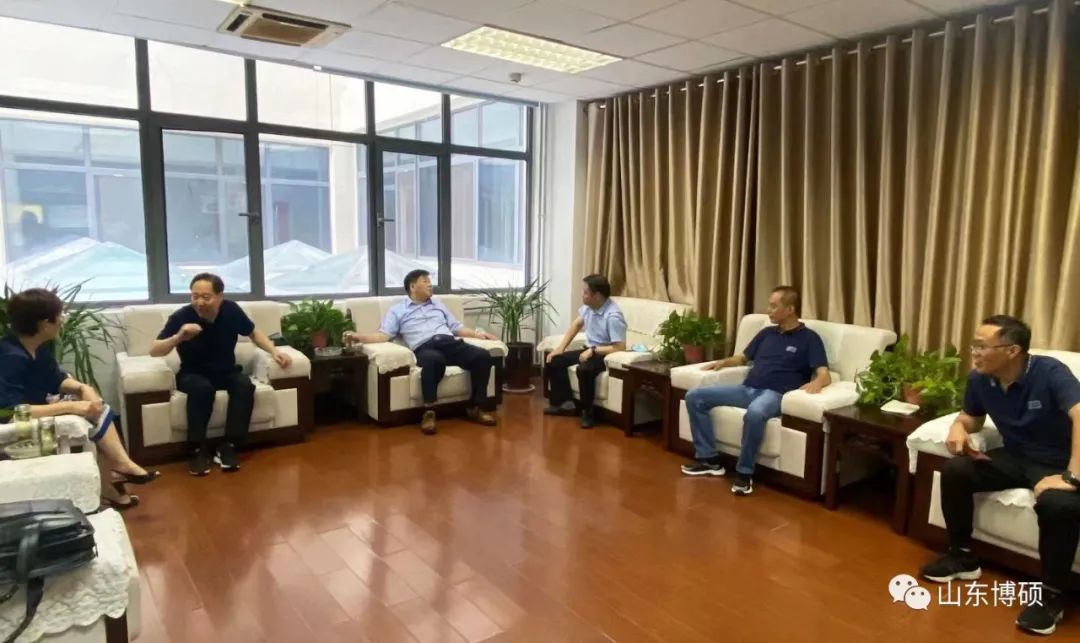 混凝土機(jī)械協(xié)會符忠軒會長蒞臨山東博碩指導(dǎo)工作